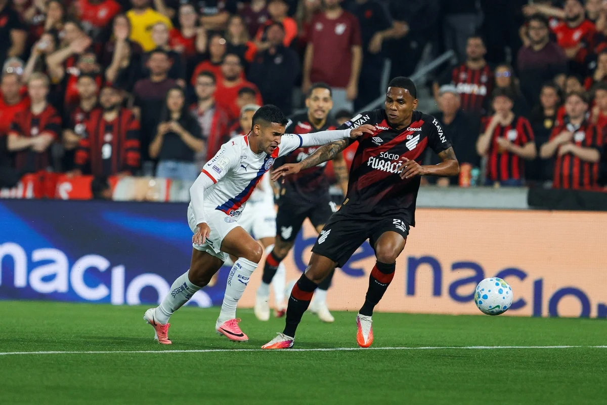 Pênalti defendido nos acréscimos garante vitória do Athletico-PR