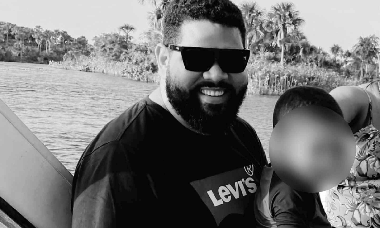 Pai e filho mortos em acidente são sepultados em São Luís