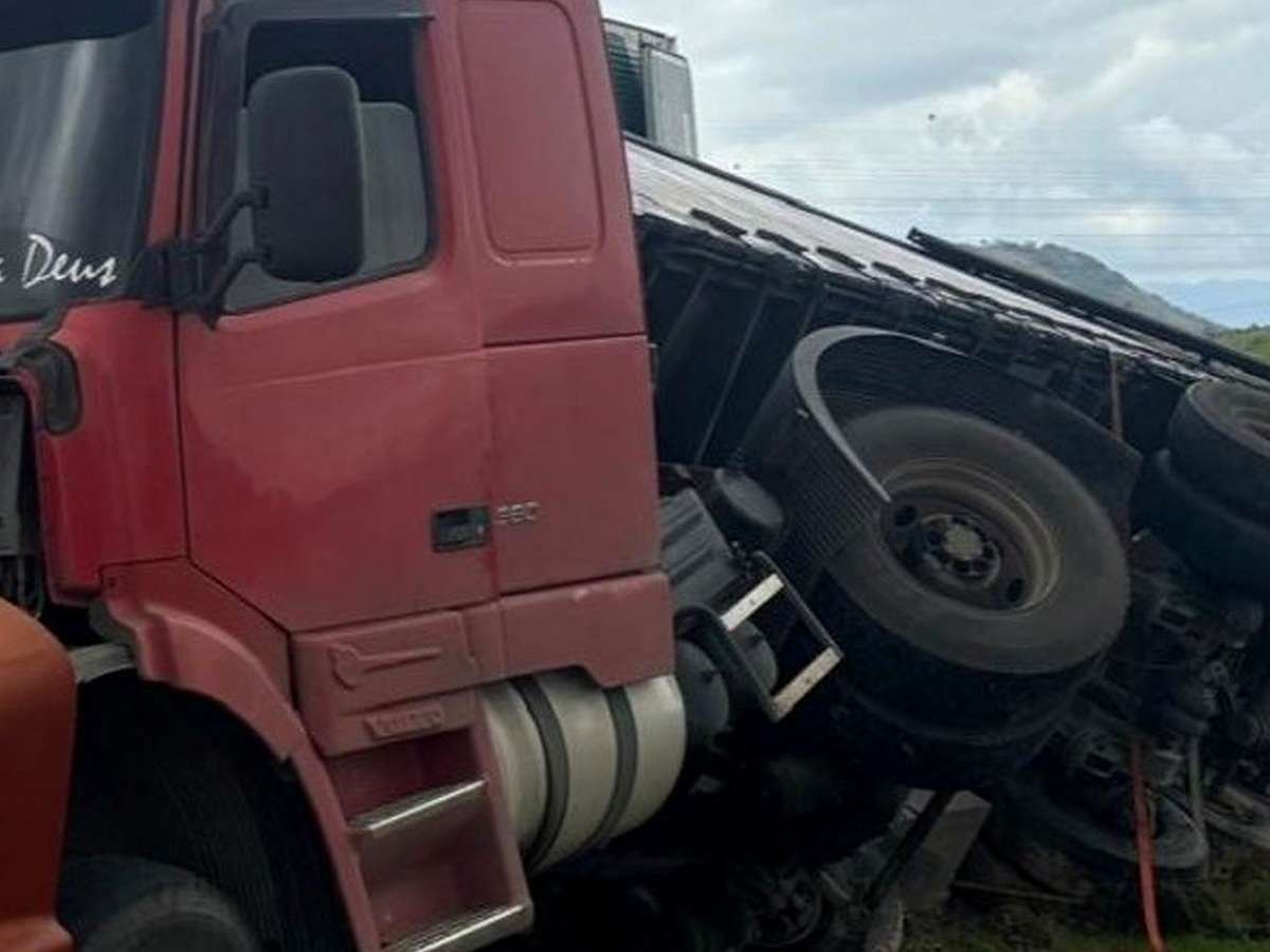 Caminhoneiro de Barra Mansa busca apoio para retomar trabalho após acidente grave