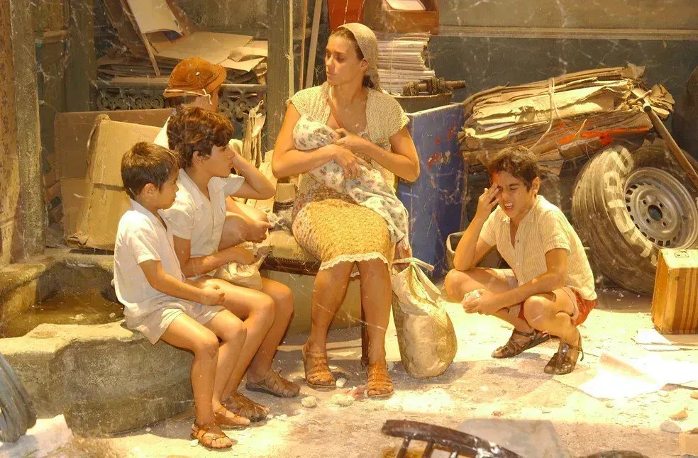 "Senhora do Destino": saiba por onde andam os atores mirins da novela