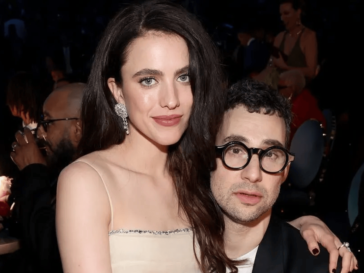 Margaret Qualley e Jack Antonoff na premiação do Grammy • Instagram/Grammy