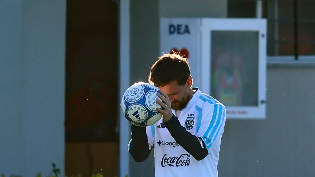 Lionel Messi se declara à seleção argentina: "Meu orgulho e minha vida"
