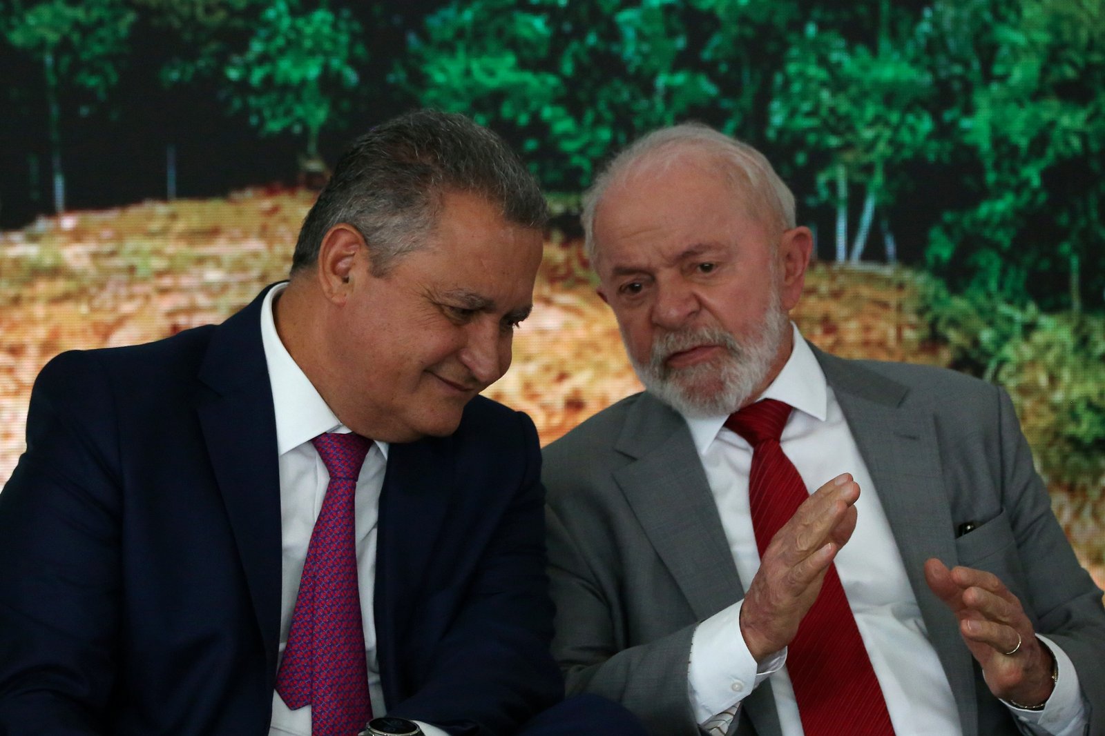 Rui Costa questiona articulação a favor de Alcolumbre que prevê anistia ou indulto a Jair Bolsonaro