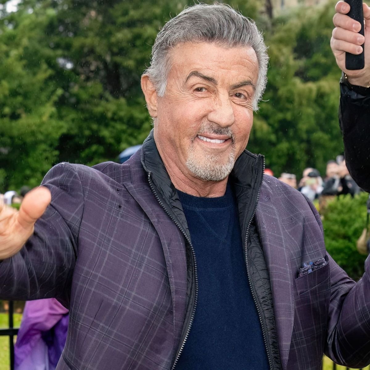 O ator Sylvester Stallone em evento na Philadelphia em 2023 • Gilbert Carrasquillo/GC Images via Getty Images