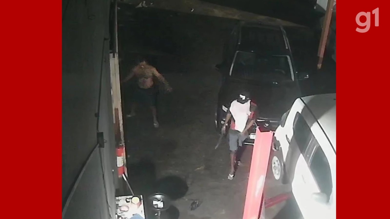 Câmeras de segurança flagram suspeitos arrombando oficina mecânica em São Luís