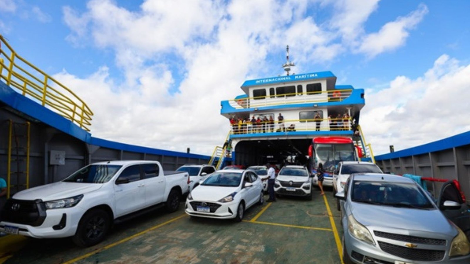 Eleições 2026: veja os horários de travessia de veículos pesados e os serviços nos ferryboats