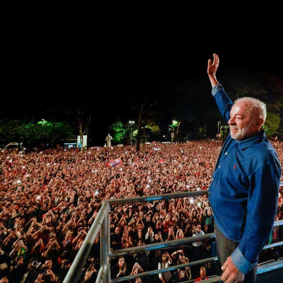Revista americana fala sobre como os fandoms brasileiros ajudaram a eleger Lula presidente • Foto: Ricardo Stuckert