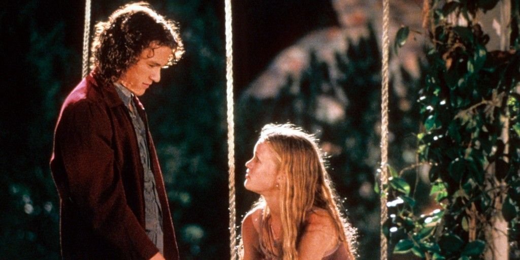Julia Stiles homenageará Heath Ledger em programa: "Continua vivo"