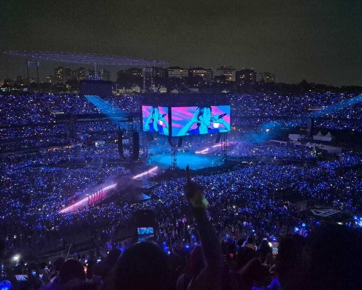 BTS no Brasil: primeiro show teve passinho brasileiro, português e lotação • CNN Brasil / Anaju Bertolaccini