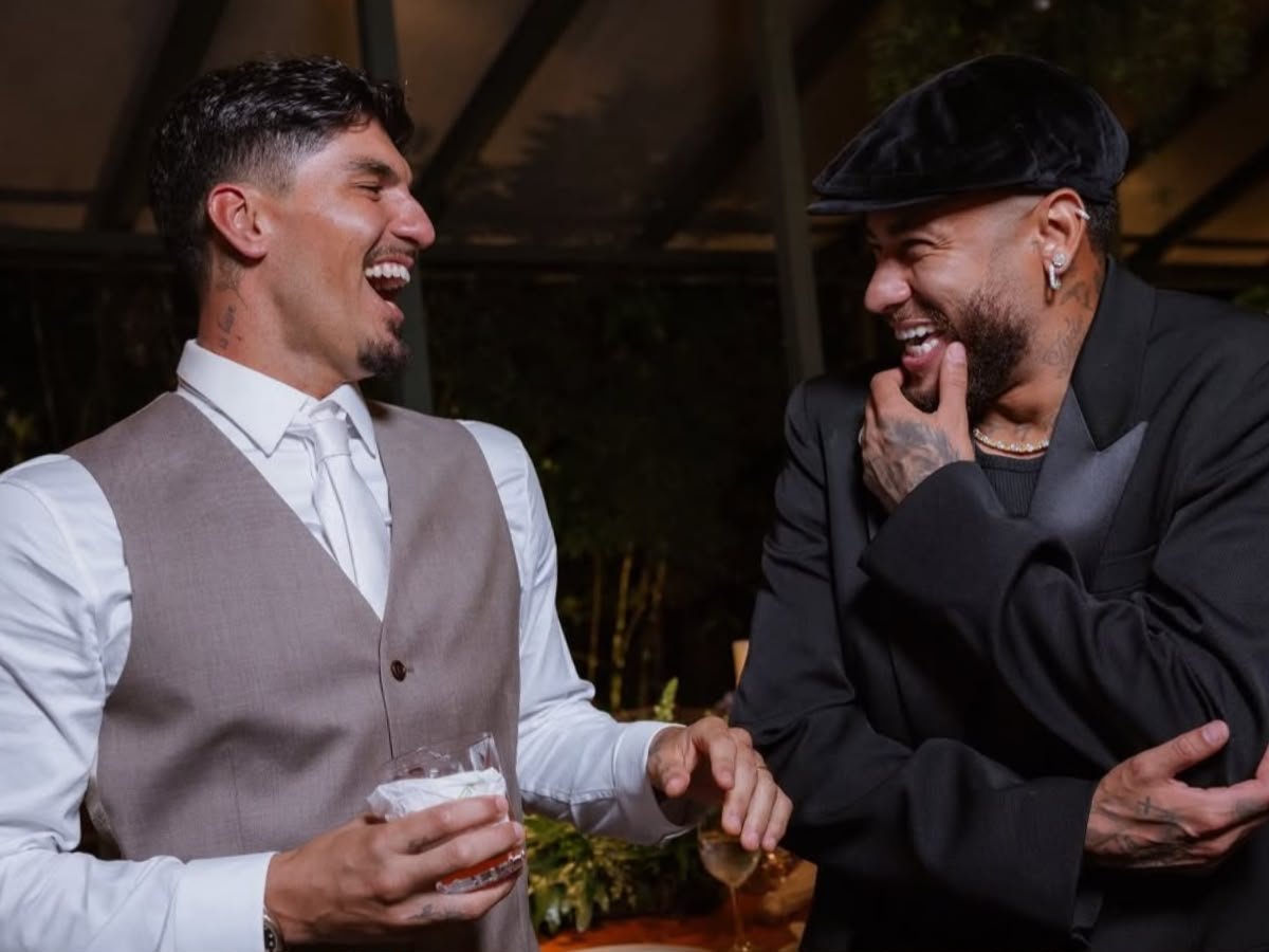 Gabriel Medina compartilha postagem que chama Neymar de “aposentado” e gera polêmica